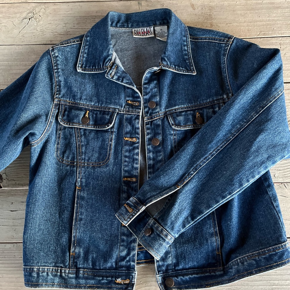 Vintage 90’s Bill Blass jean jacket. SzM excellent condition.